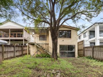 A Prime Coorparoo Location with Big Possibilities Discover 10 Salisbury Street Today!