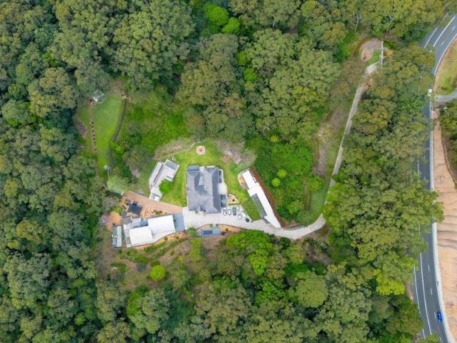 A Private 6 Acre Estate of Exceptional Scale, Quality & Lifestyle!