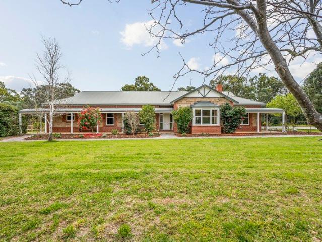 A Private Country Estate with Space, Comfort & Opportunity