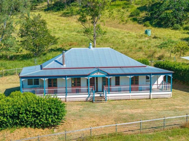 A PRIVATE COUNTRY HOMESTEAD 39 ACRES PLUS A LARGE ACREAGE HOLDING OF STATE FORESTRY LEASEHOLD LAND