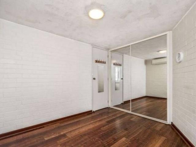 A Private Courtyard Retreat In A Convenient Wembley Location