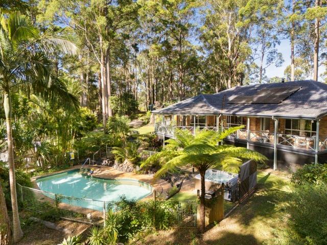A Private Coastal Retreat Where Serenity