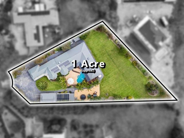 A Private Acreage Masterpiece Luxury, Space & Lifestyle Combined