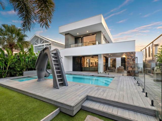A Private Beachfront Estate Delivering Scale, Income Potential & Lifestyle
