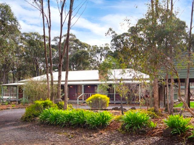 A Private Bushland Retreat on 11 Acres with exceptional shedding