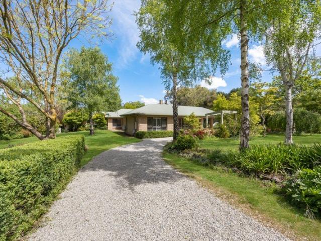 A Private Garden Estate on 3,436m2 Approx