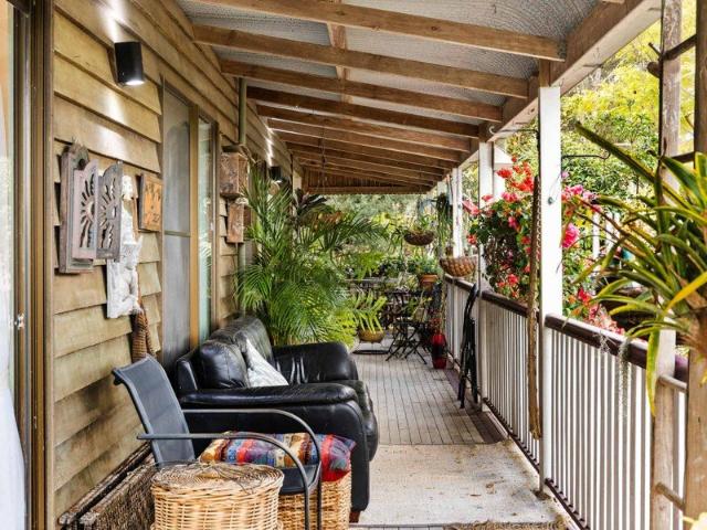 A Private Garden Sanctuary in Crows Nest