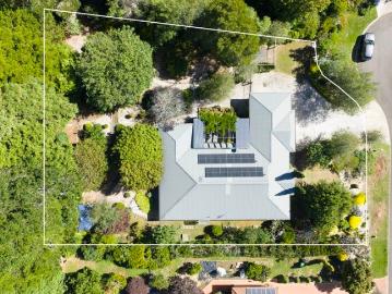 A Private Garden Sanctuary of Space, Calm & Family Living