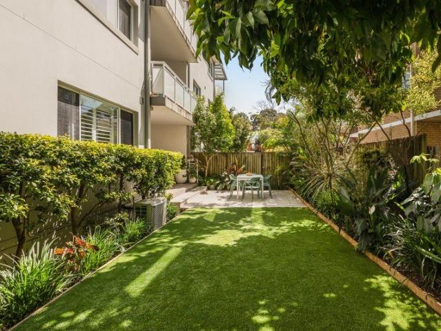 A Private Garden Sanctuary Offering Exceptional Coastal Living
