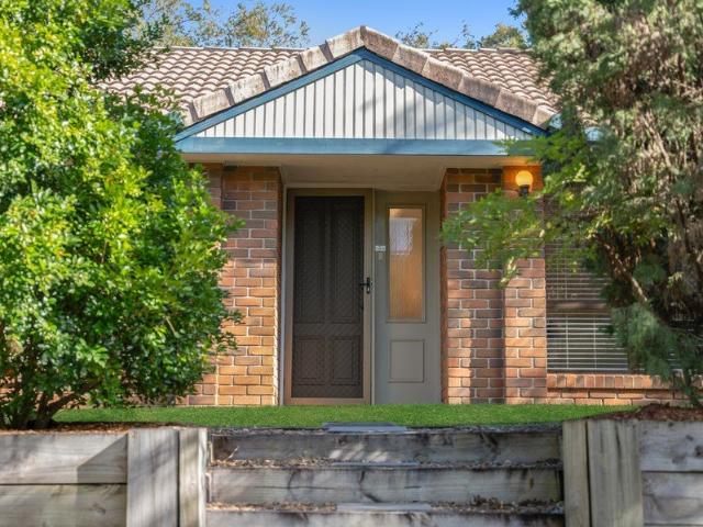 A Private Estate of Timeless Elegance and Exceptional Family Living