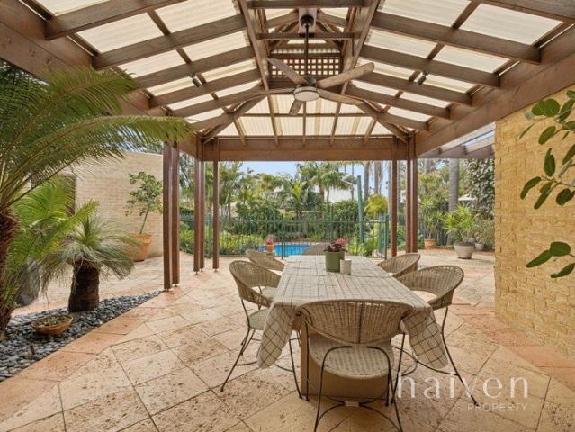 A Private Family Oasis in the Heart of Mount Claremont