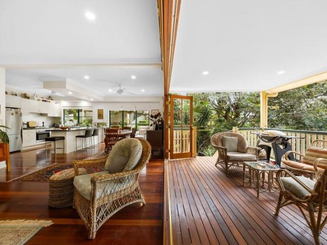 A Private Family Haven and Precinct Lifestyle in Paddington