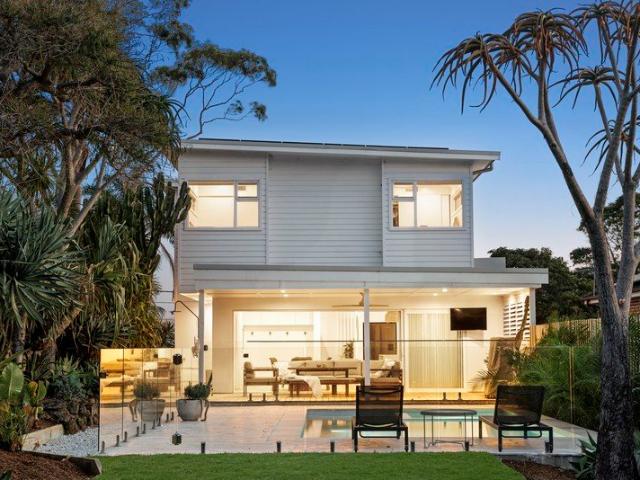 A Private Family Retreat on 1,018sqm with Pool and Separate Granny Flat