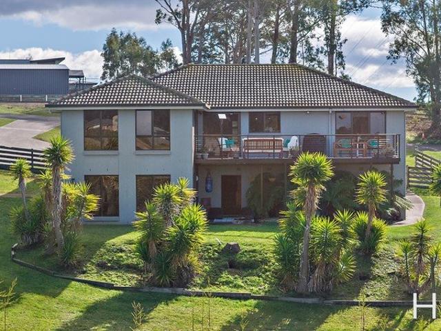 A Private Family Retreat Set on Over Half an Acre