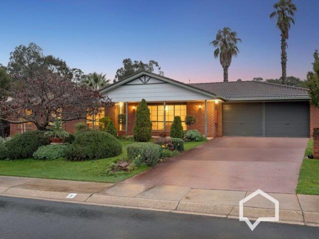 A Private Family Retreat with Beautiful Established Gardens