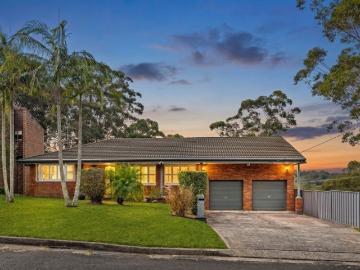 A Private Family Sanctuary with Bushland Views and Unmatched Convenience