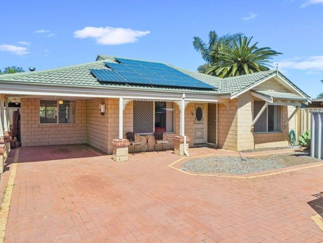 A private Halls Head gem with space & style