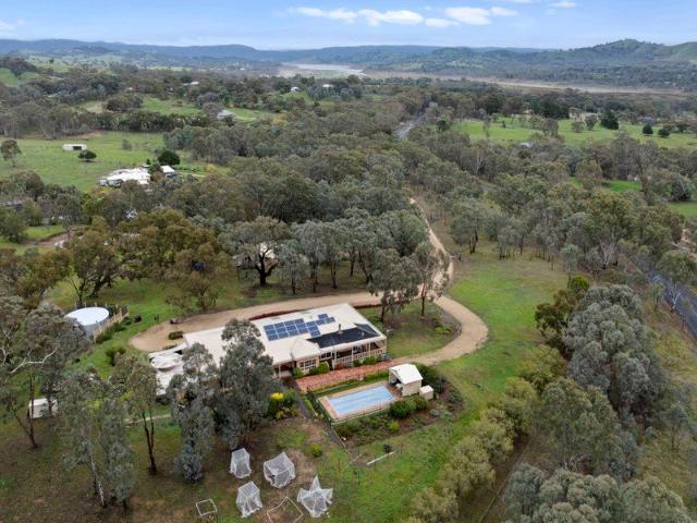 A Private High Country Sanctuary Beneath The Paps