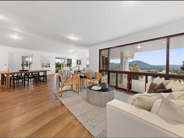 A Private Hinterland Escape with Views to Remember