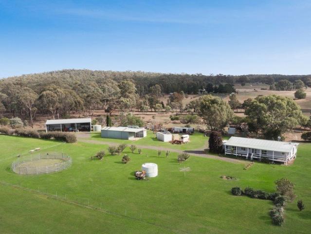 A PRIVATE OFF GRID SANCTUARY OF SPACE, STYLE & SERENITY