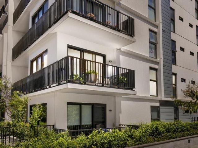 A Peaceful Garden Outlook in the Heart of Brunswick West