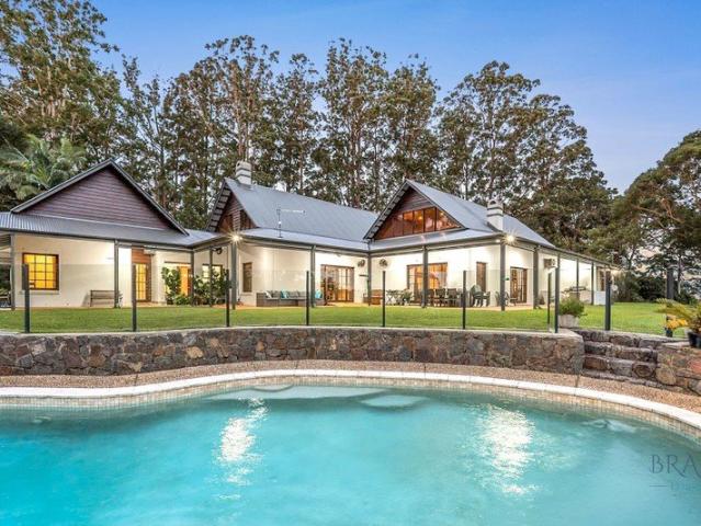 A Private Lifestyle Retreat, Minutes to Montville!