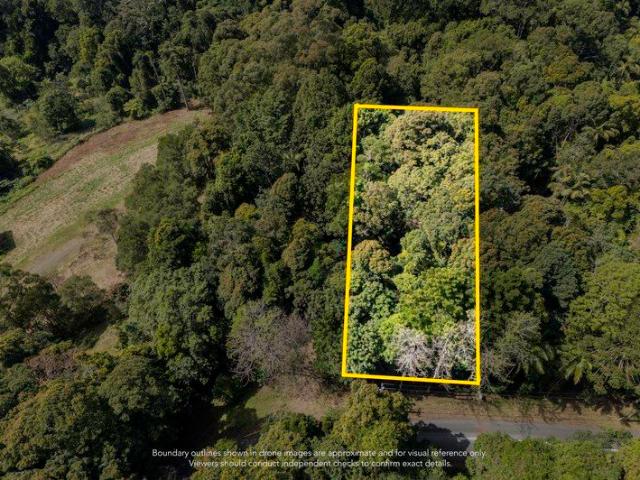 A Private Mount Glorious Setting 1,485m2 approx. of Natural Beauty!