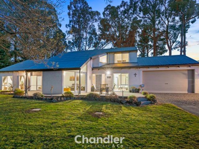 A Private Monbulk Haven with Exceptional Versatility