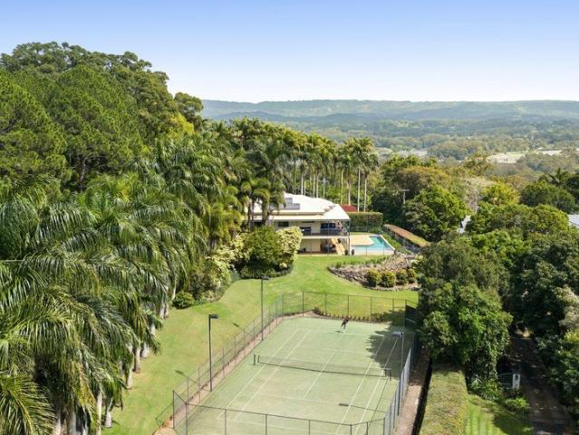 A Private Mons Retreat with Tennis Court & Pool