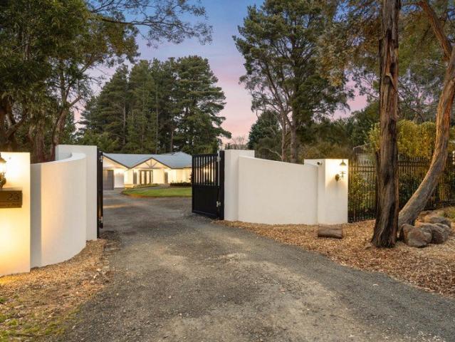 A Private Macedon Retreat of Exceptional Luxury