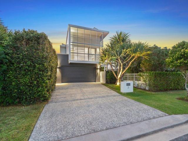 A Private Sanctuary Designed for Modern Family Living