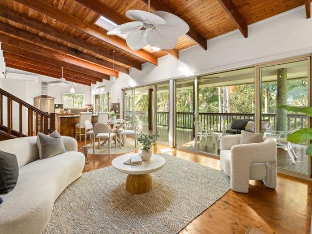 A Private Rainforest Retreat on the Edge of Nambour and Rosemount!