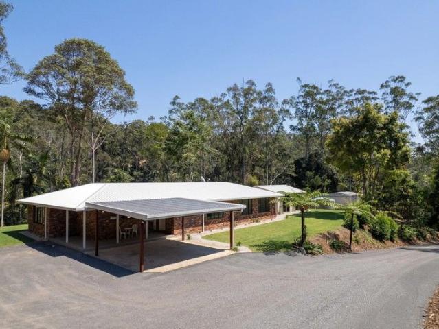 Perfect Hinterland 50 Acre Retreat Renovated Home, Studio & Total Privacy!