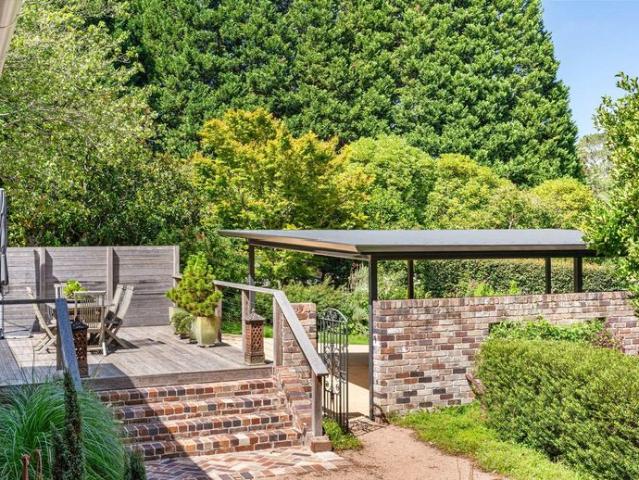 Family home offering privacy, space and amazing gardens
