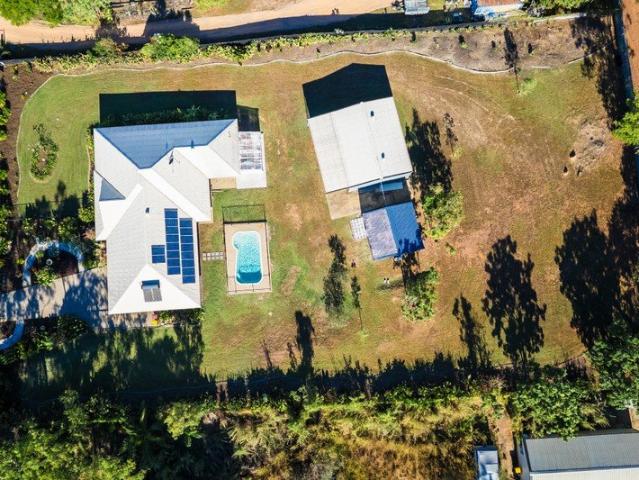 A Private Resort Style Retreat with Five Bedrooms, Pool & Exceptional Sheds