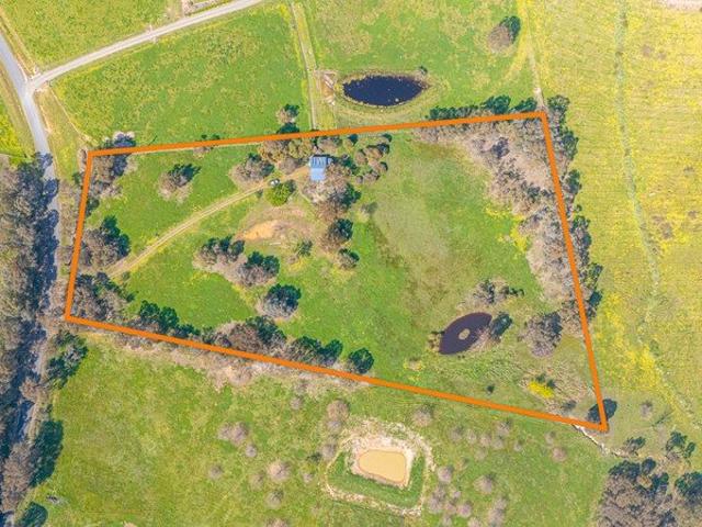 A Private Rural Escape with Building Potential