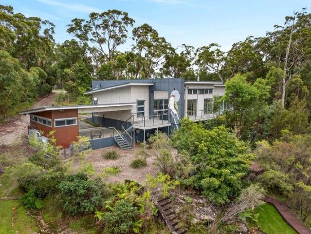 A Private World of Design, Nature and Absolute Tranquillity