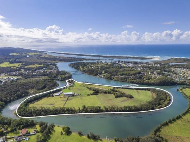 A Private Waterfront Estate Of Rare Scale.