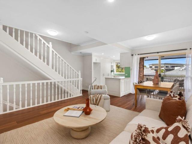 A Private Taringa Retreat with Exceptional Versatility