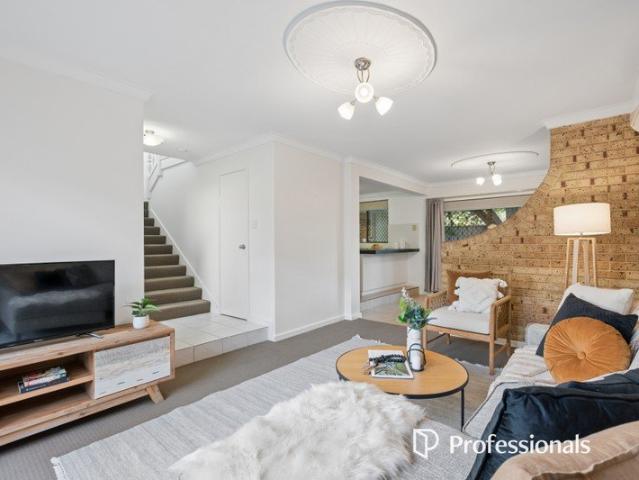 A PRIVATE, TREE FILLED RETREAT IN THE HEART OF EAST VICTORIA PARK