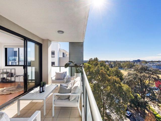 A prized north east corner wrapped in space, light and convenience