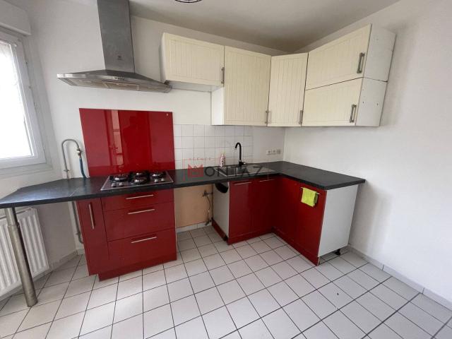 À proximité des écoles et des commerces Appartement duplex ave