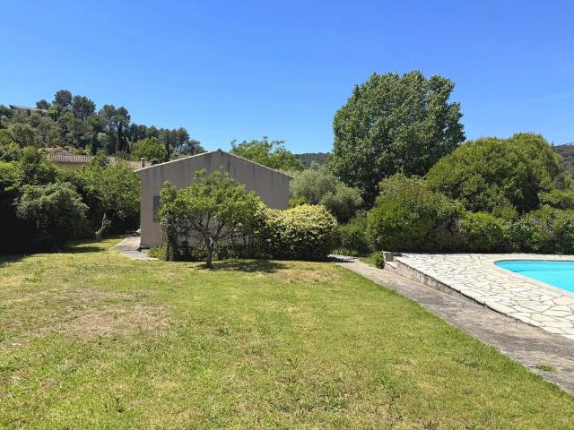 A proximité du centre ville de Vence 181m² Vence