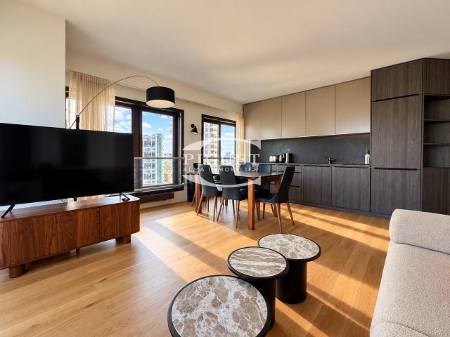 À PROXIMITE IMMEDIATE DU CHAMPS DE MARS ET DE LA TOUR EIFFELCatherine PiguetAlma Immobilier