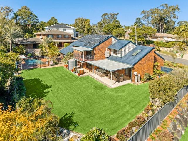 A QUARTER ACRE FAMILY OASIS IN ROCHEDALE SOUTH