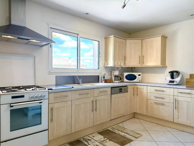 À quelques minutes de Pineuilh – Belle maison contemporaine. 121m² Pineuilh