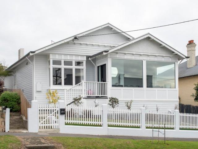 A Quintessential White Weatherboard