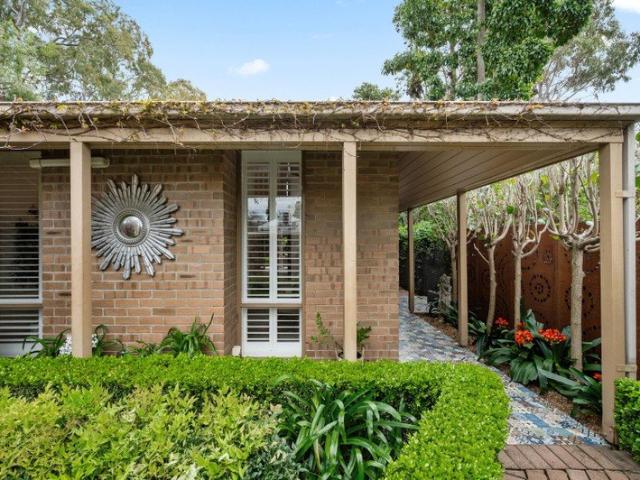 A quiet address, a garden worth having, right in the heart of Norwood
