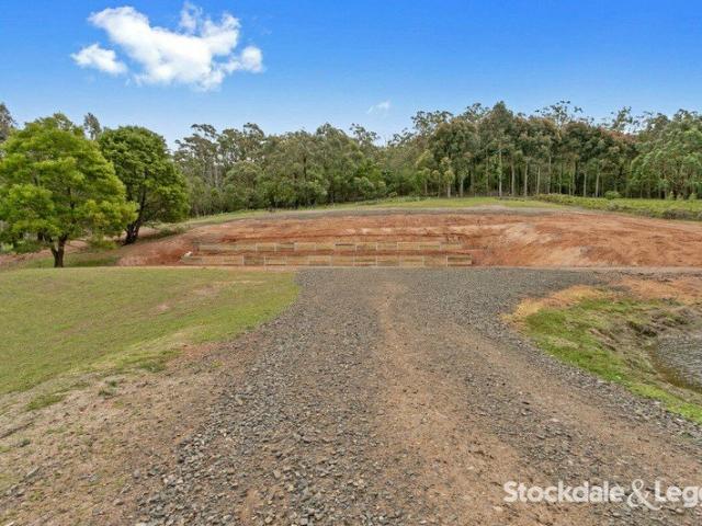 A quiet sanctuary 3 Acre Lifestyle Opportunity