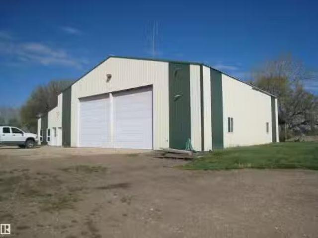 #A, Rural Wetaskiwin County, AB, T9A 1W8 vacant land for sal.